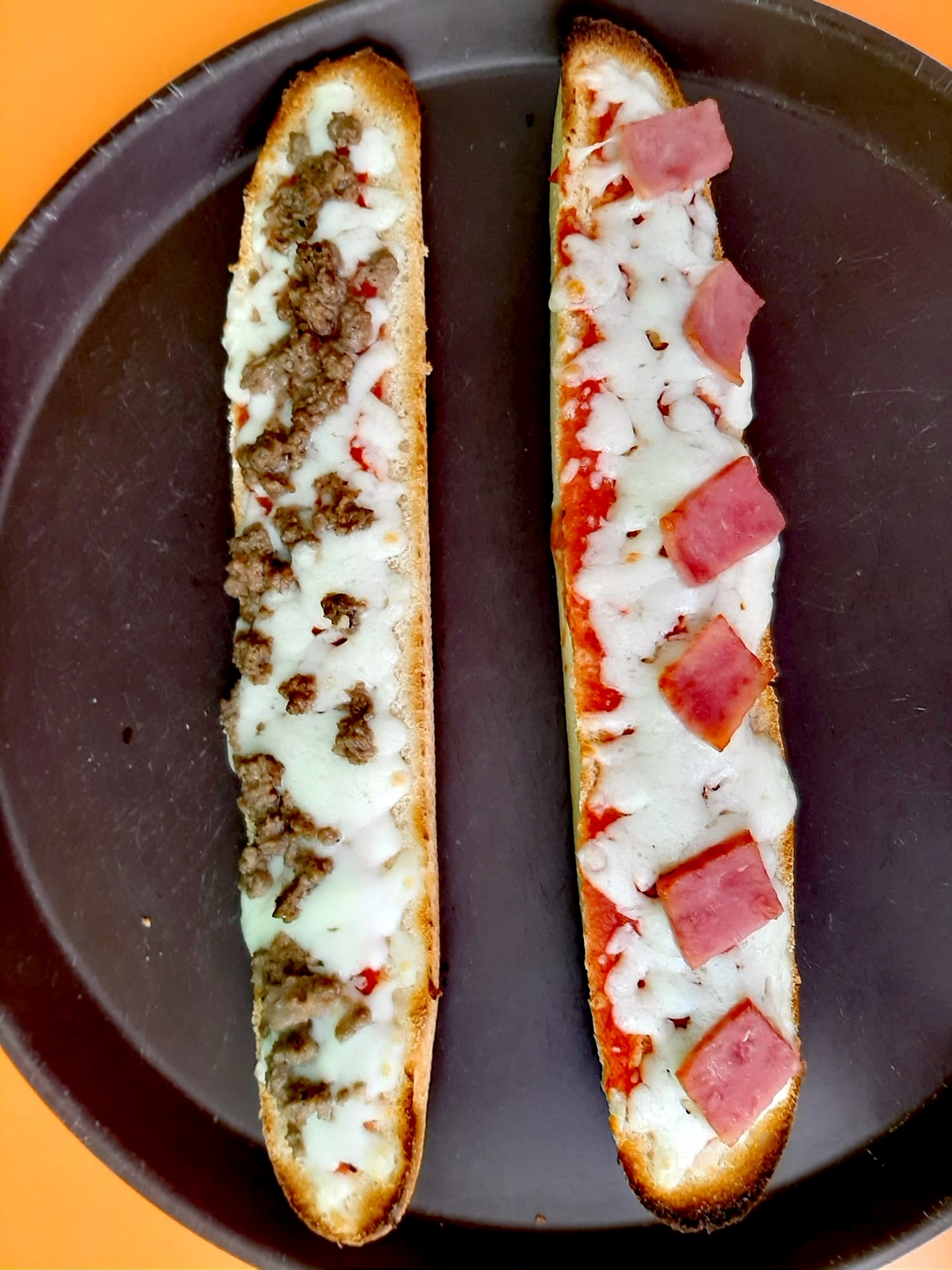 Paninis de jamón y carne